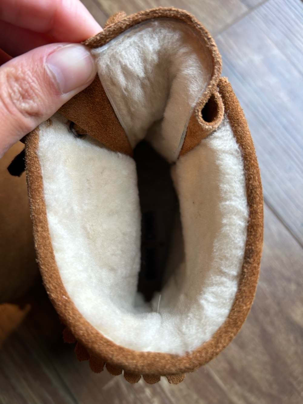 Minnetonka Chestnut Suede Fringe Moccasin Boots - Picture 7 of 9